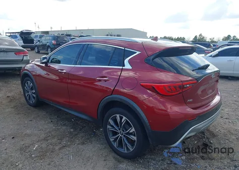 2018 Infiniti Qx30 Luxury z USA, uszkodzony, nr VIN SJKCH5CR7JA060668